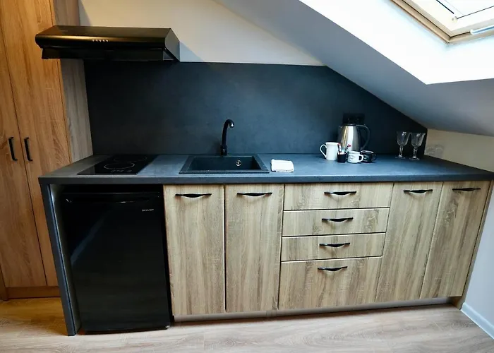 Lily's 7 By Bulgarentals -