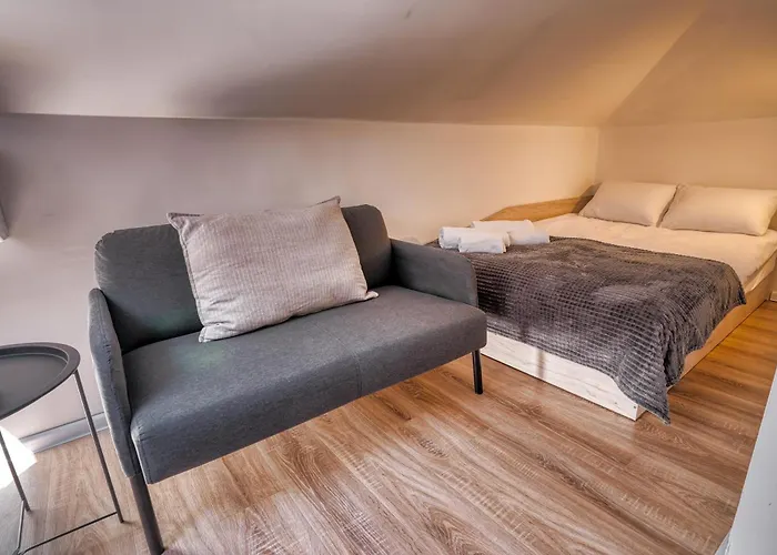 Lily's 7 By Bulgarentals - Sofía