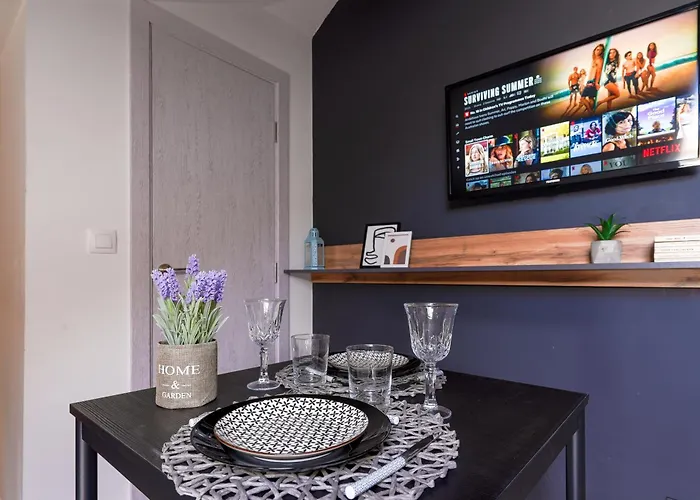 Lily's 7 By Bulgarentals - Sofía