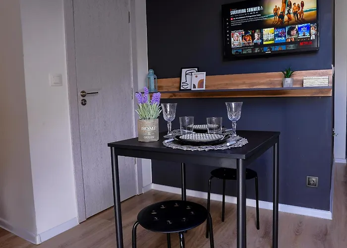 Lily's 7 By Bulgarentals - Apartamento *